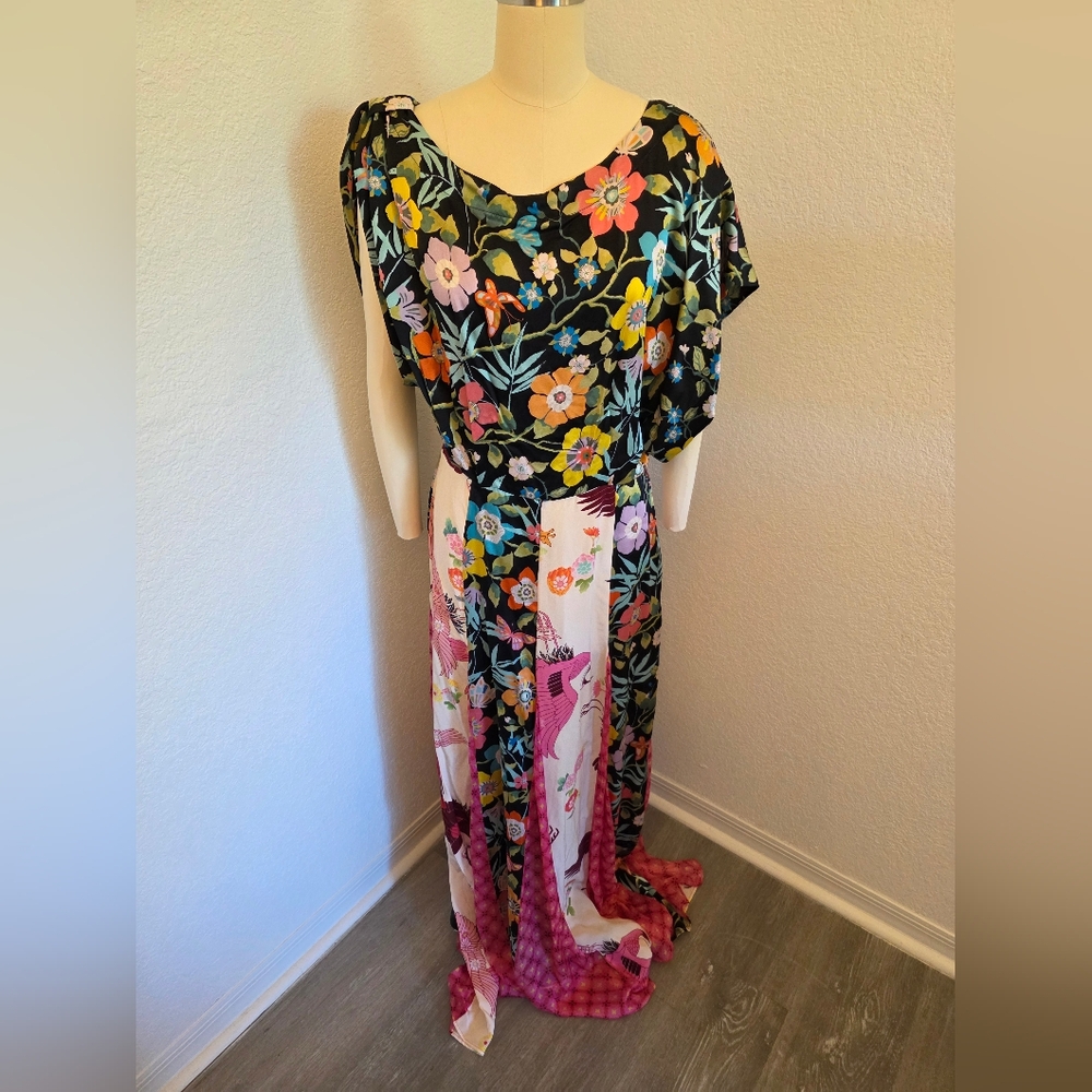 SALE Colorful Feminine Dress - Picture 3 of 16